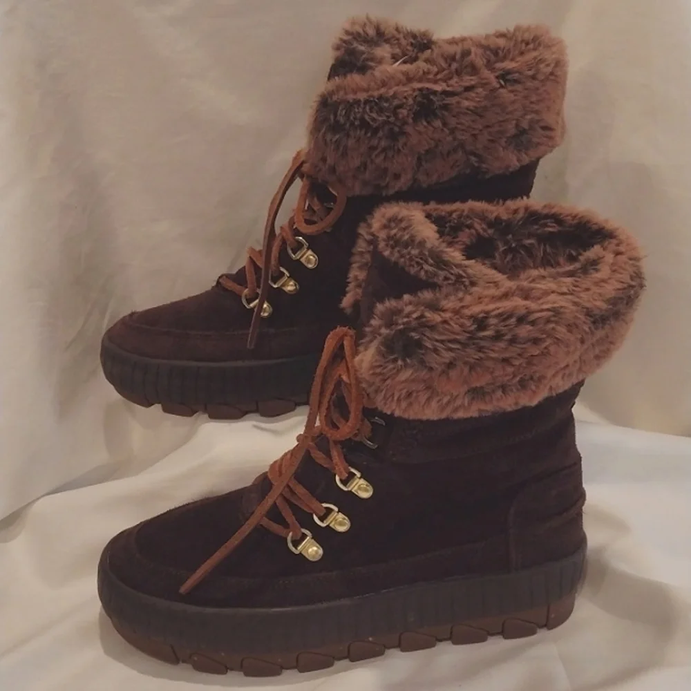 Sperry Women's Torrent Brown Lace Up Boots NWOT Size 7